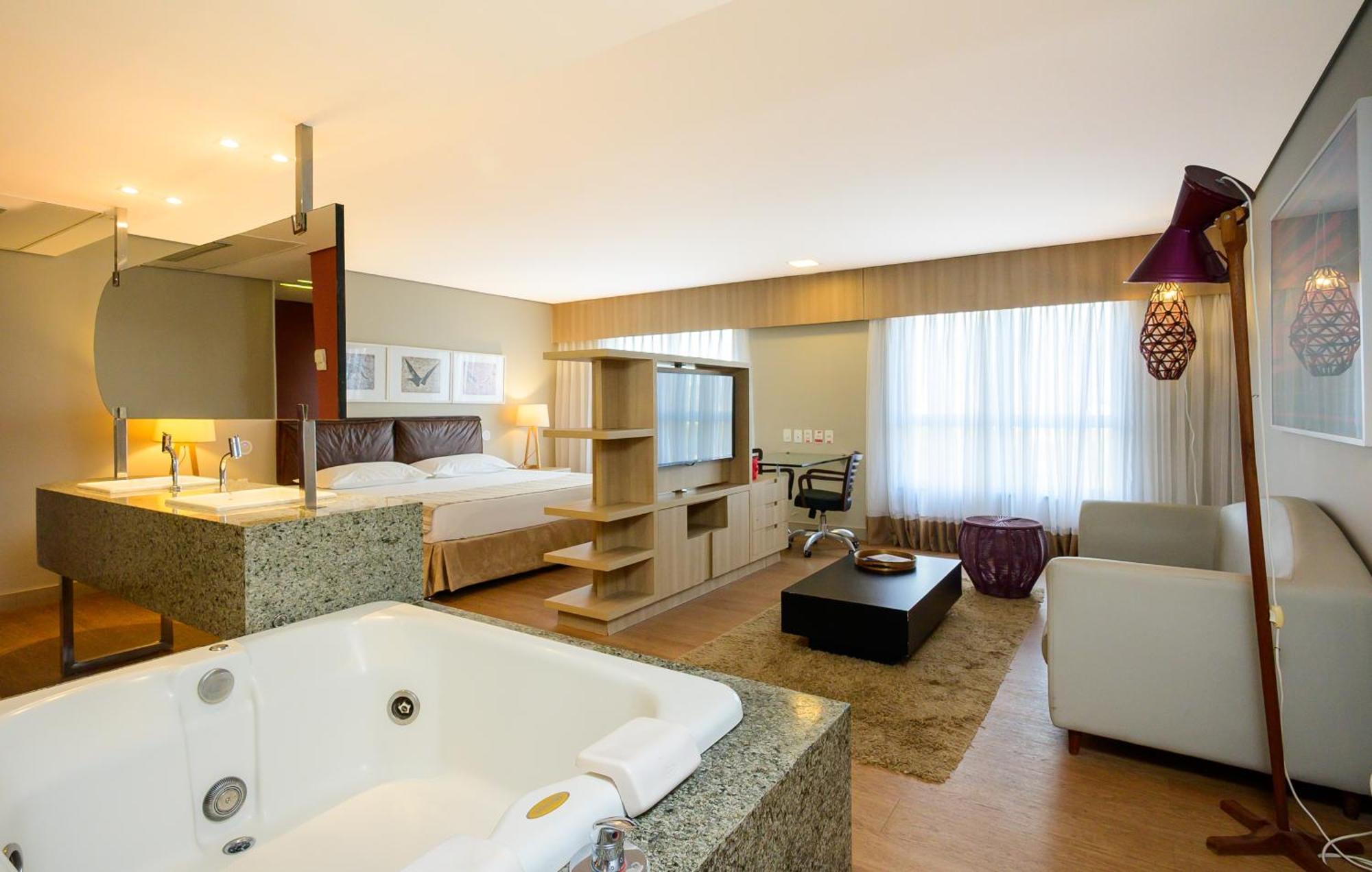 Deluxe King Room,1742864715:JPEG
